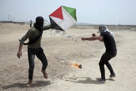 ЦАХАЛ отвечает на провокации с воздушными змеями ударами по позициям ХАМАС