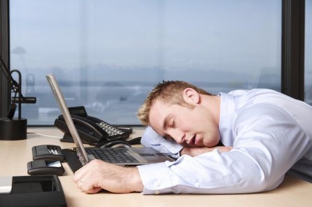 Патологическая усталость – один из симптомов эндометриоза