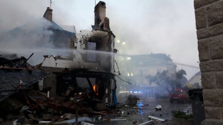 Мощный взрыв прогремел в доме на западе Франции