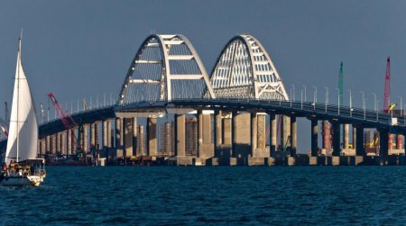 «Расшатать» Крымский мост не получится