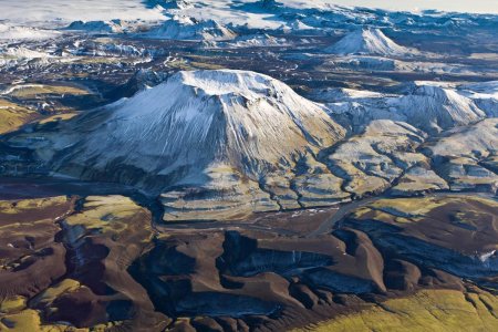 Исландию растапливает раскалённая скала – Метановая бомба может разорвать всю планету