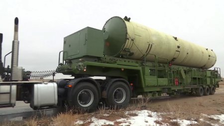 Испытания модернизированной ракеты системы ПРО на полигоне Сары-Шаган