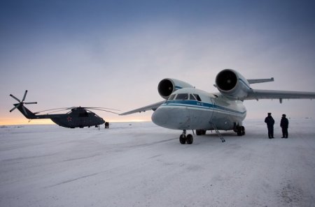 Минобороны России апробирует новые методы создания взлетно-посадочных полос в Арктике