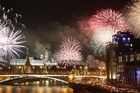 Миллионы огней: где посмотреть салют в Москве в День Победы