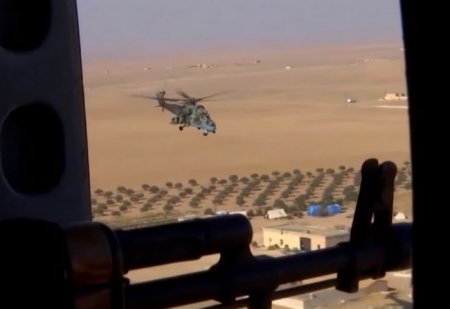 Российские вертолеты расширили район патрулирования приграничной зоны на севере Сирии