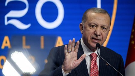 Эрдогана склоняют к отказу от полномочий