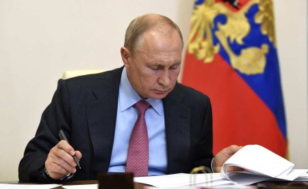 Путин подписал указ о службе иностранцев в Армии России