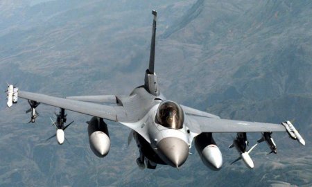 В Польше опровергли передачу Украине F-16