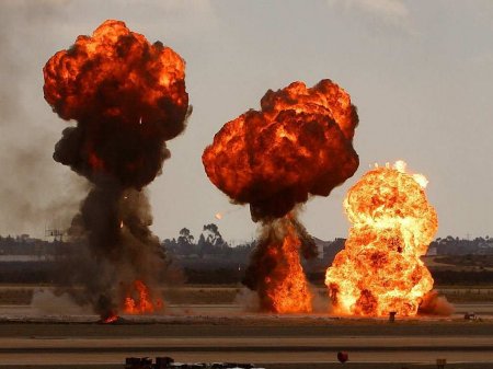Бои в Бахмуте: позиции врага под мощным огнём (ВИДЕО)