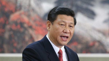 Си Цзиньпин призвал создавать условия для мирных переговоров по Украине