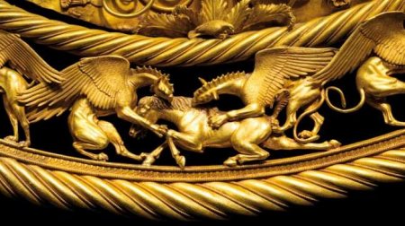 Скифское золото из музеев Крыма прибыло на Украину (+ВИДЕО)