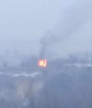 СРОЧНО: Двое погибших, один раненый после атаки дрона ВСУ на гражданскую машину на трассе Горловка-Донецк (ФОТО)