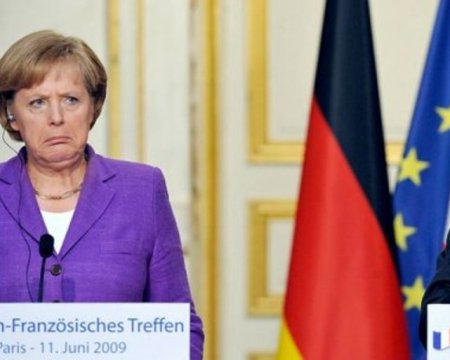 Меркель велела Балканам забыть о собственных интересах