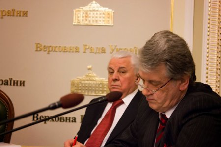 Ющенко и Кравчук призвали уничтожать несогласное население Донбасса
