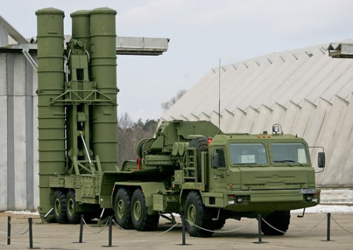 Новый комплект ЗРС С-400 «Триумф» поставлен на вооружение ВКС РФ