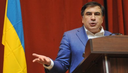 Саакашвили просит дать ему спокойно вернуться в Украину