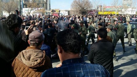 В Иране проходят антиправительственные протесты
