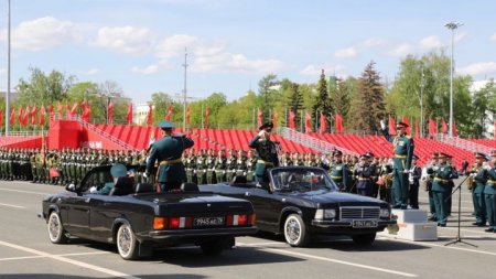 Военный парад в честь 76-й годовщины Победы в Великой Отечественной войне в городах России