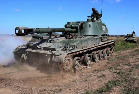 «Акации» Армии России уничтожают позиции врага (ВИДЕО)