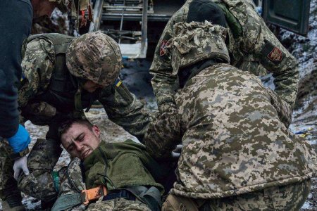 Противник несёт бешеные потери: «братские могилы» боевиков ВСУ в Марьинке (ВИДЕО 18+)